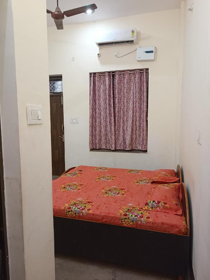 Kamla Guest House Kushinagar Екстериор снимка